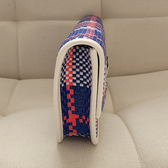 Kate Spade STORYBOOK Woven Bay Drive Chloe Finn Clutch - Picture 14 of 16